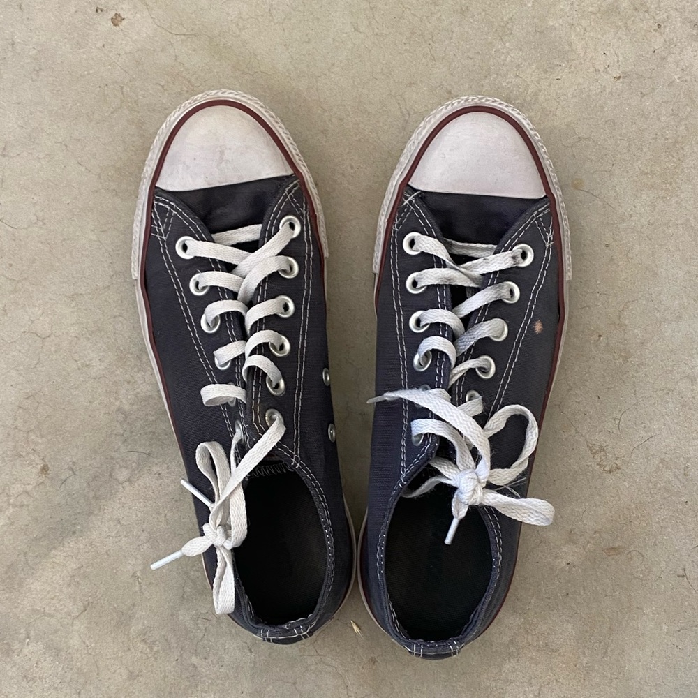 Navy Converse low top shoes size 8